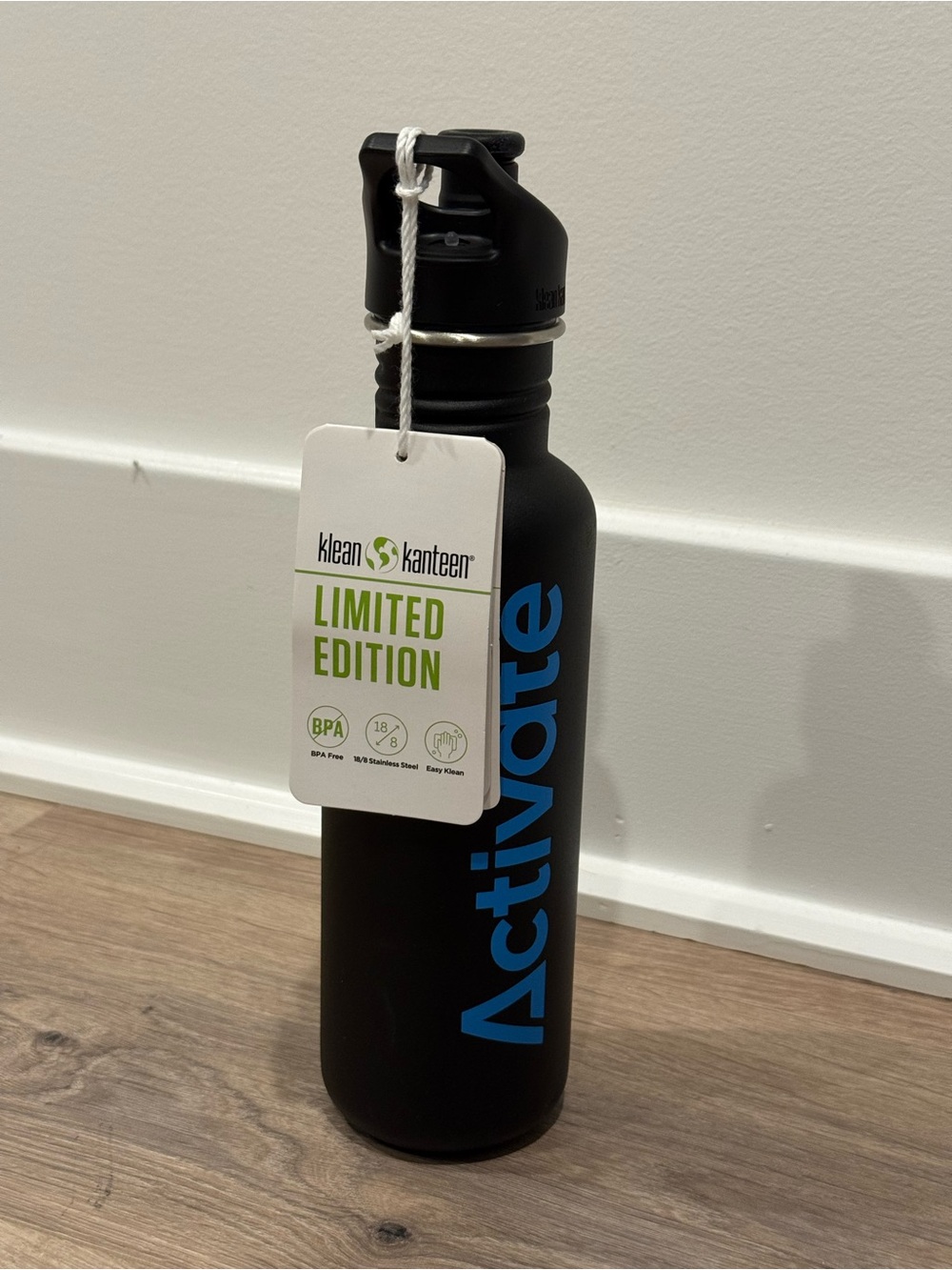 NWT Klean Kanteen Black Stainless Steel Water Bottle with Sport Cap